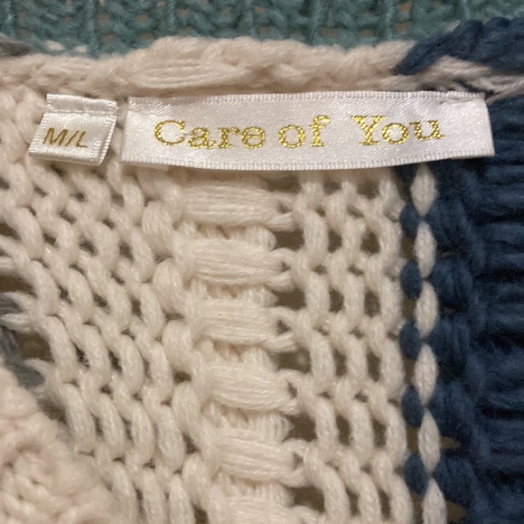 Sweater - Picture 5 of 7